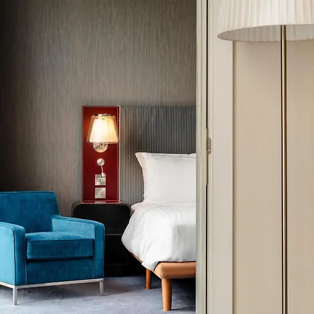 Radisson Blu Hotel, Hotel