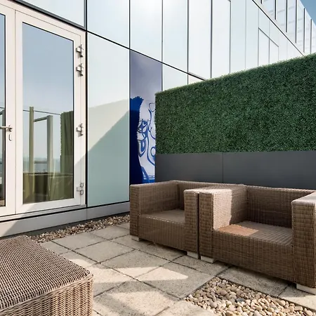 Radisson Blu Hotel, Hotel Bristol