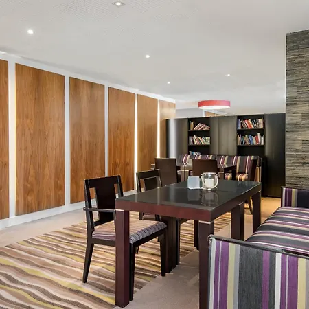 Radisson Blu Hotel, Отель