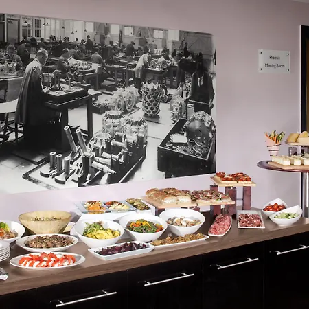 Radisson Blu Hotel, Ξενοδοχείο