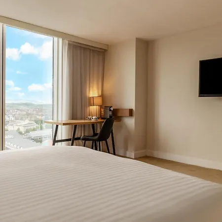 Radisson Blu Hotel, 4* Bristol