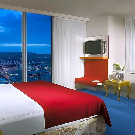 Radisson Blu Hotel, 4* Bristol