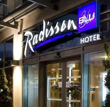 Radisson Blu Hotel, 4*