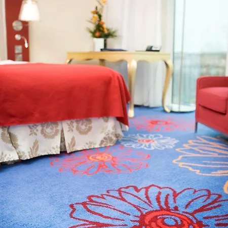 Radisson Blu Hotel, 4* Bristol