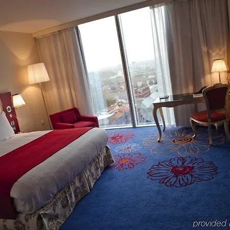 Radisson Blu Hotel, 4*
