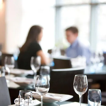 Radisson Blu Hotel, 4* Bristol