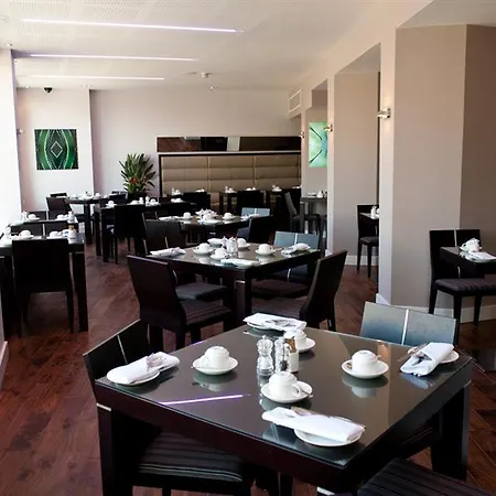 Radisson Blu Hotel, 4* Bristol