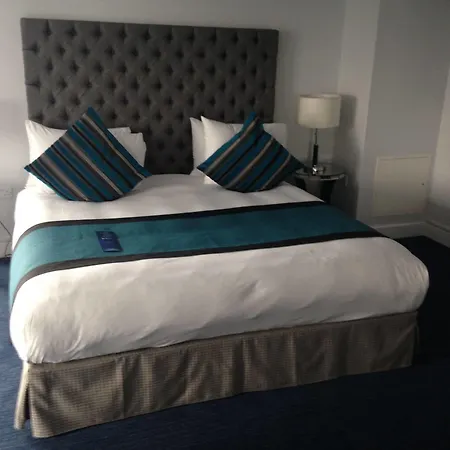 Hotel Radisson Blu Hotel, 4*