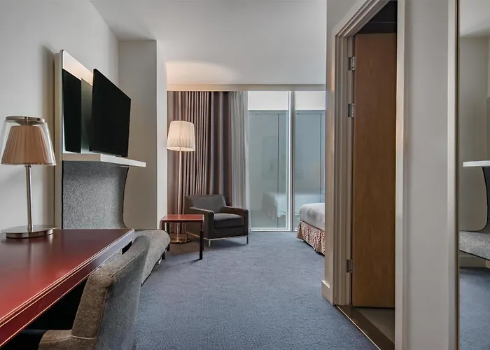 Radisson Blu Hotel, 4*