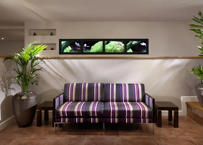 Готель Radisson Blu Hotel,