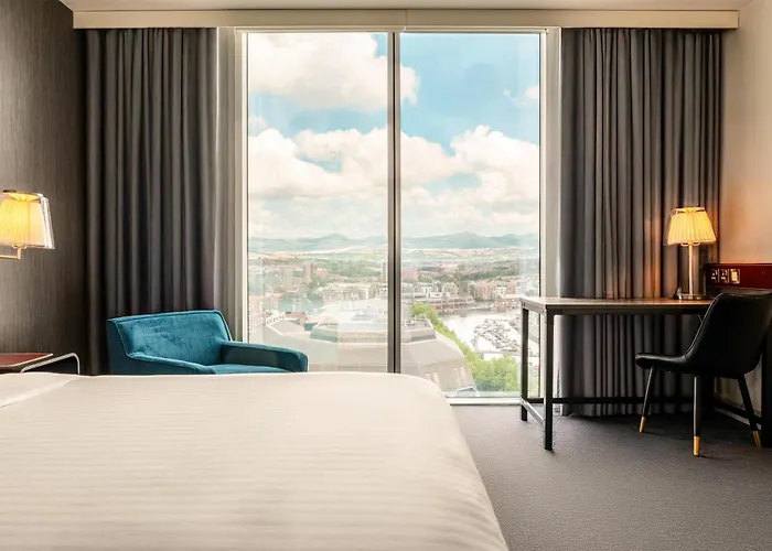 Radisson Blu Hotel, Готель Бристоль