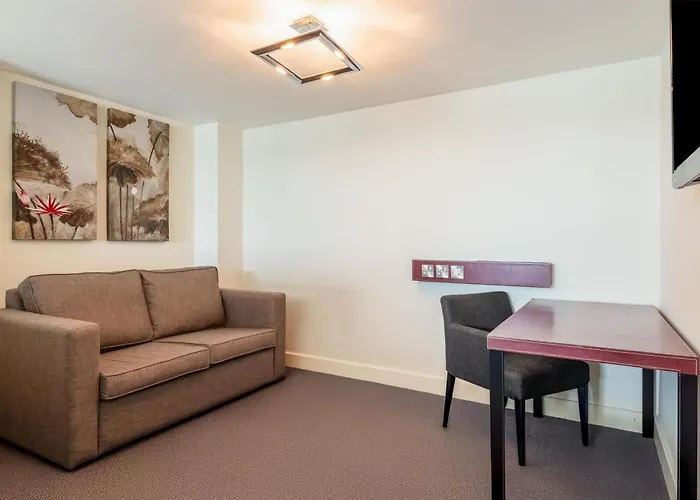 Radisson Blu Hotel, 4* Bristol