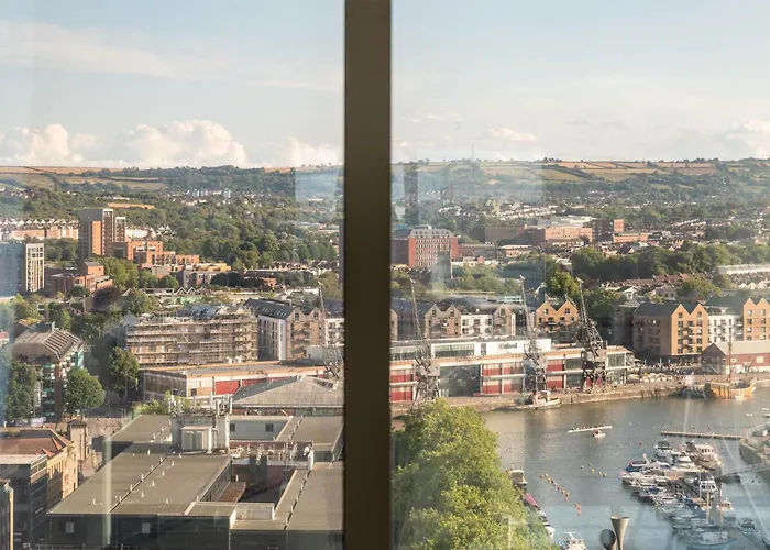 Radisson Blu Hotel, Hotel