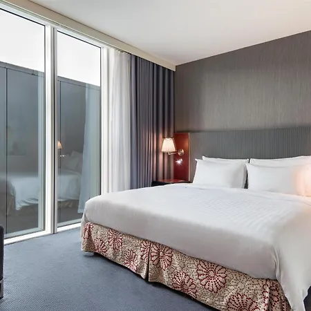 Radisson Blu Hotel, Szálloda