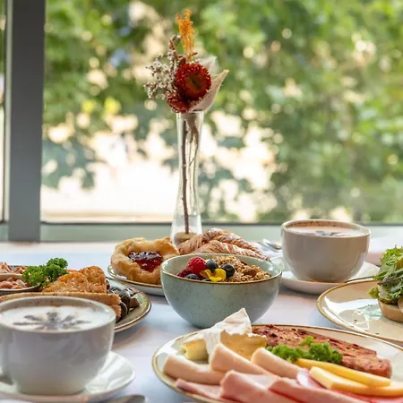 Szálloda Radisson Blu Hotel, 4*