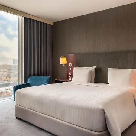 Radisson Blu Hotel, Szálloda 4*