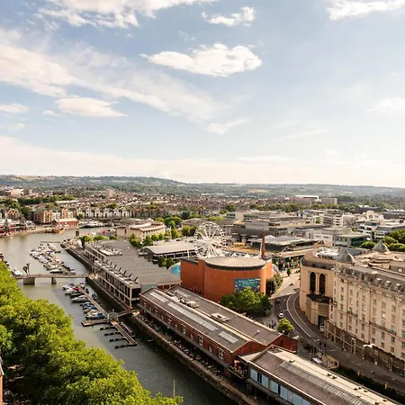 Radisson Blu Hotel, 4* Bristol