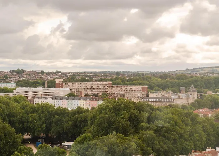 Radisson Blu Hotel, 4* Bristol